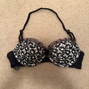 VS Victoria's Secret Black and White Lace Bra